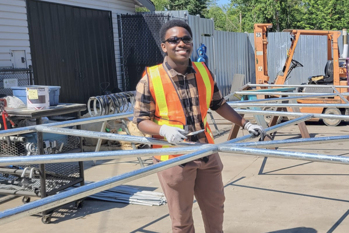 Inclusion BC YES ! event inspires youth to explore their passions and take confident steps toward employment and independence . 